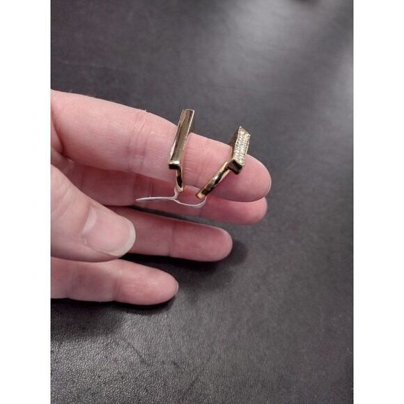 Gold tone two-piece matching ring set - Picture 2 of 9